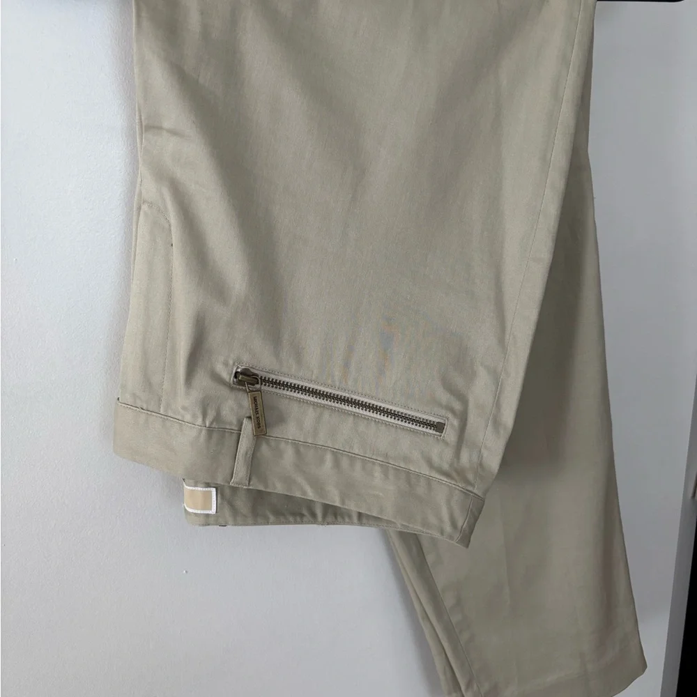 NWOT Michael Kors Women’s Ankle Length Khakis